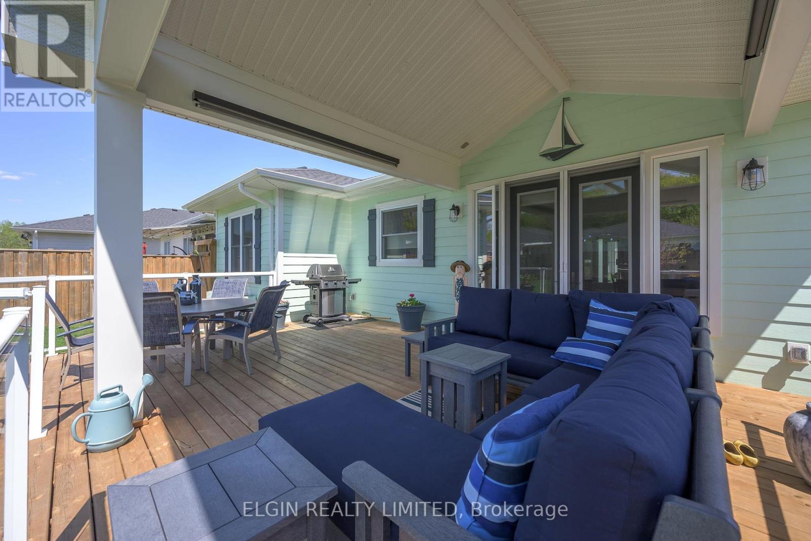 30 REGATTA WAY - 35