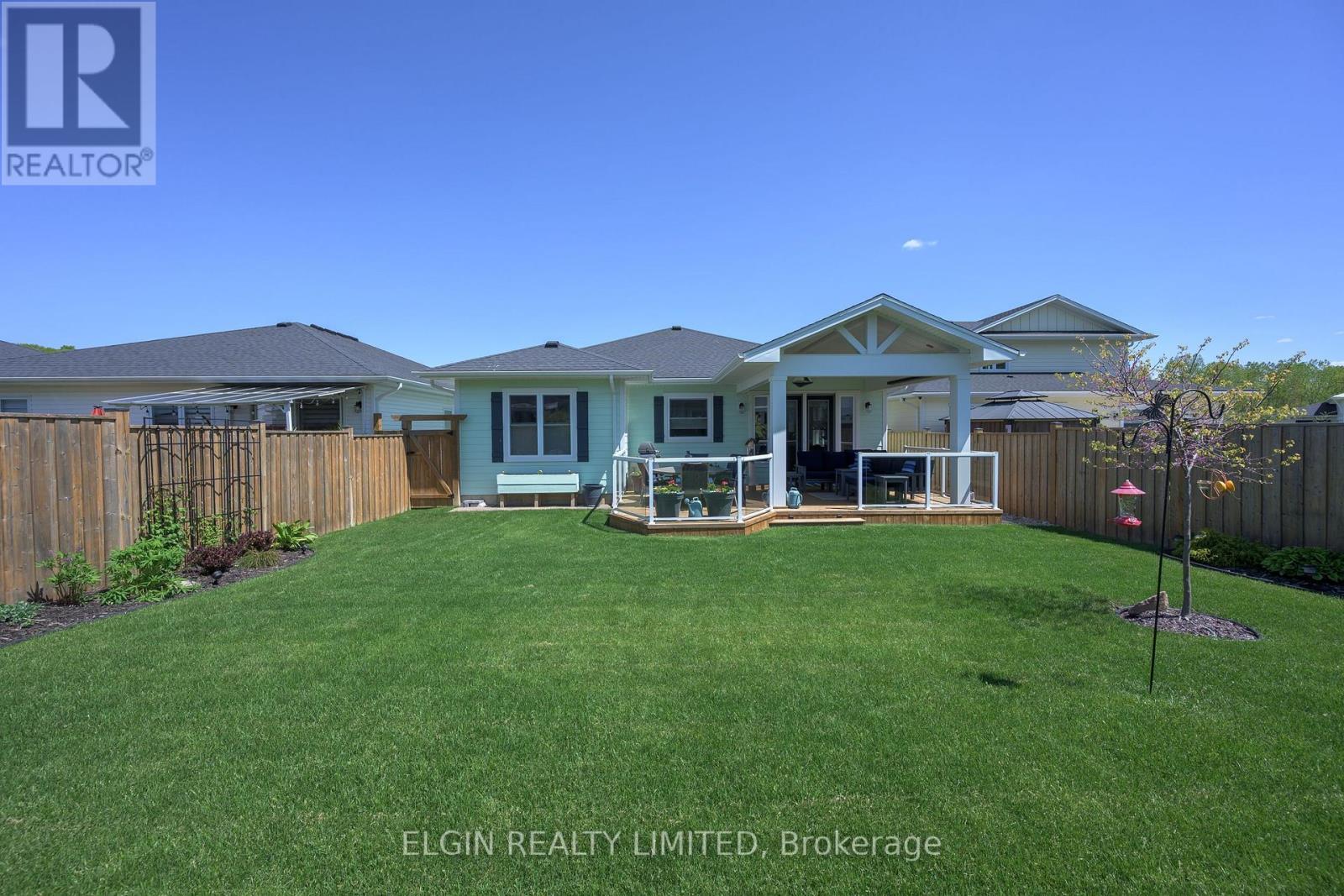 30 REGATTA WAY - 38