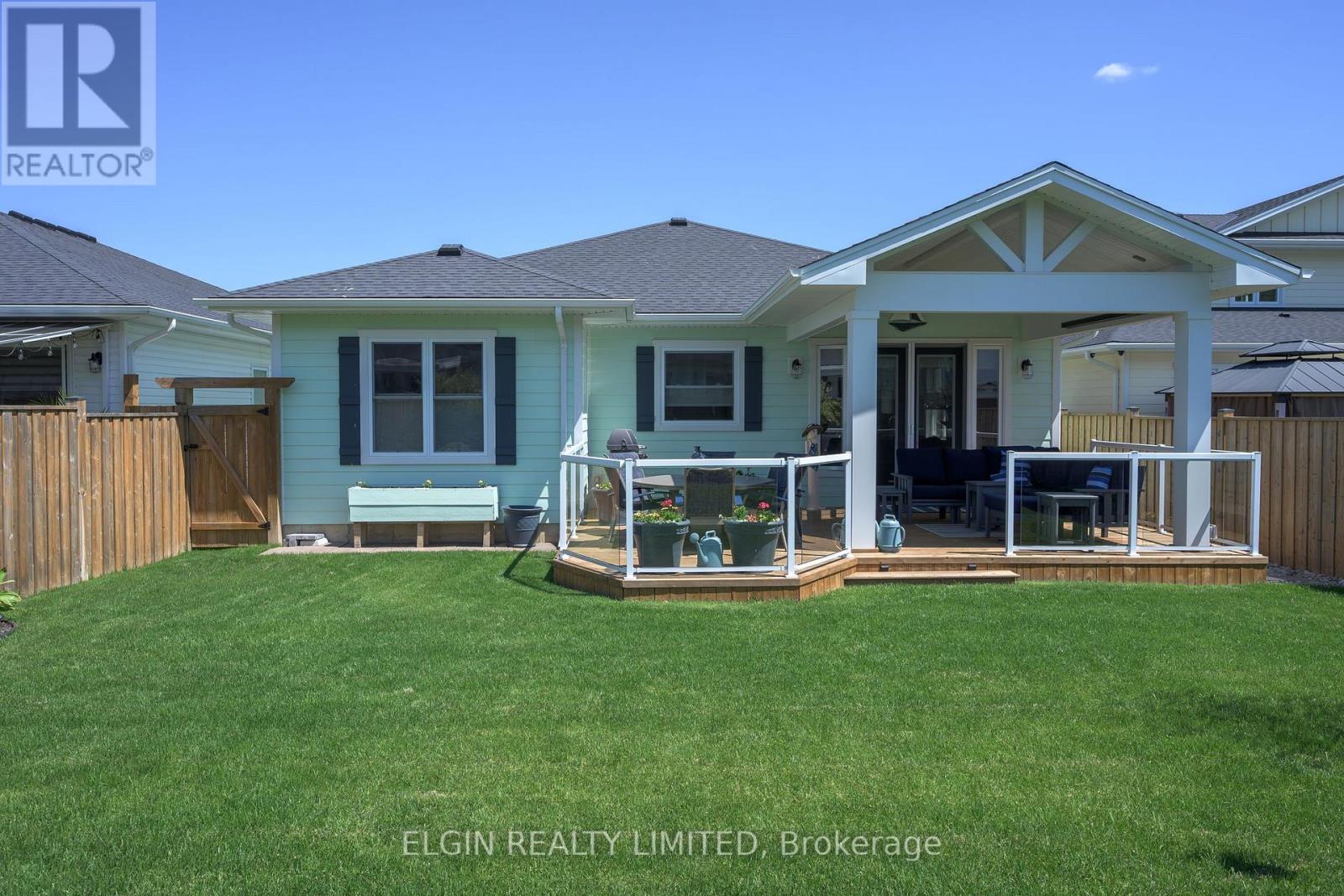 30 REGATTA WAY - 39