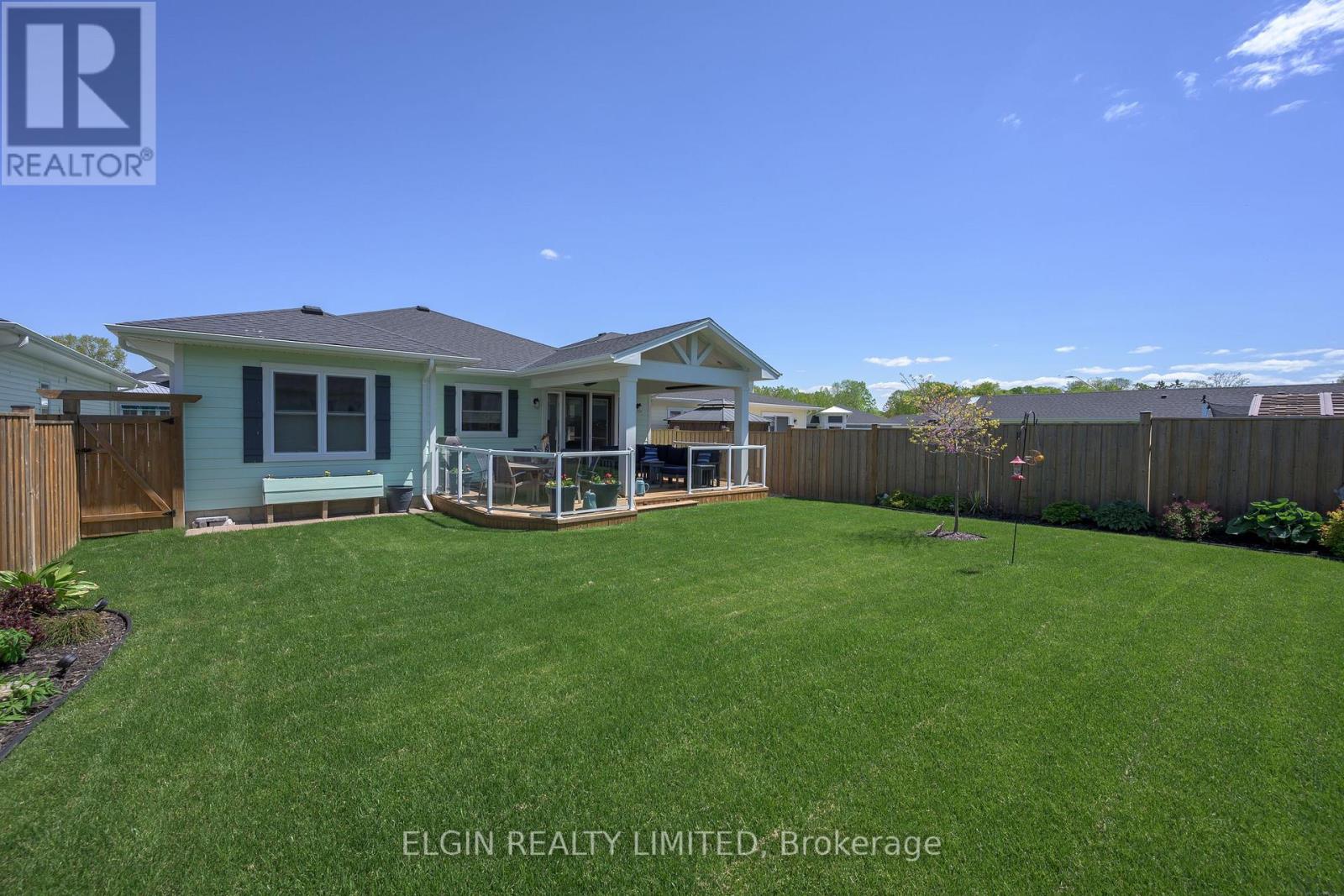 30 REGATTA WAY - 40