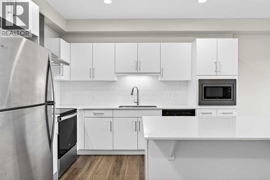 #2105 80 Greenbriar Place NW - 17