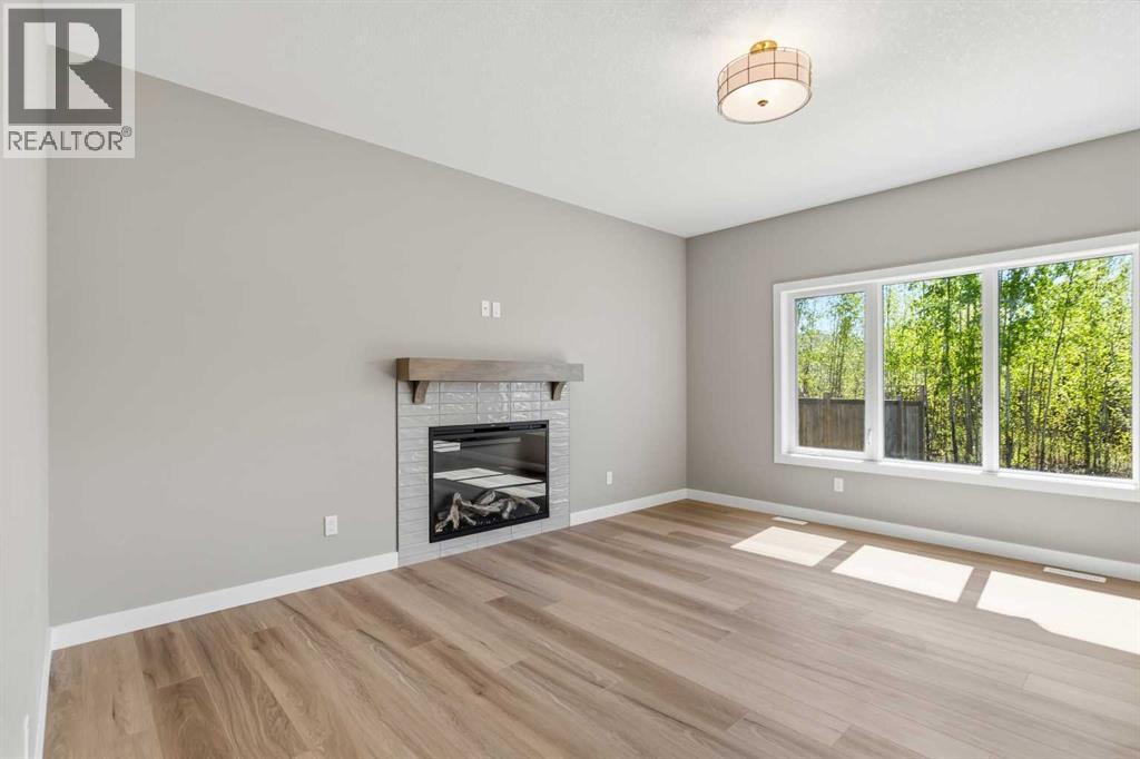 241 WARREN Way - 14