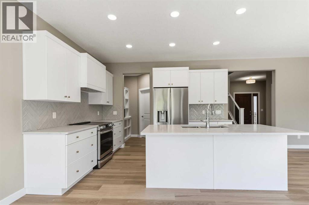 241 WARREN Way - 6