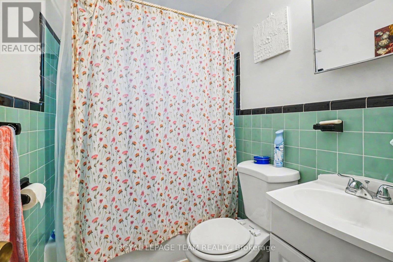 707 EDISON AVENUE - 16