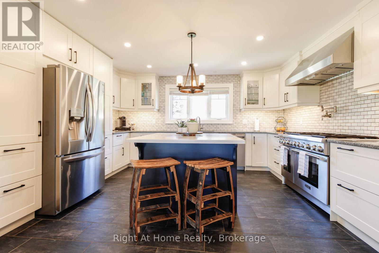 367 GOLF CLUB ROAD - 10