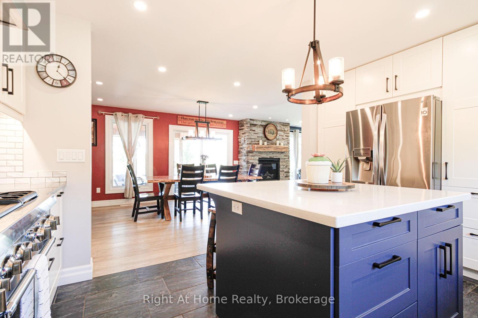 367 GOLF CLUB ROAD - 12