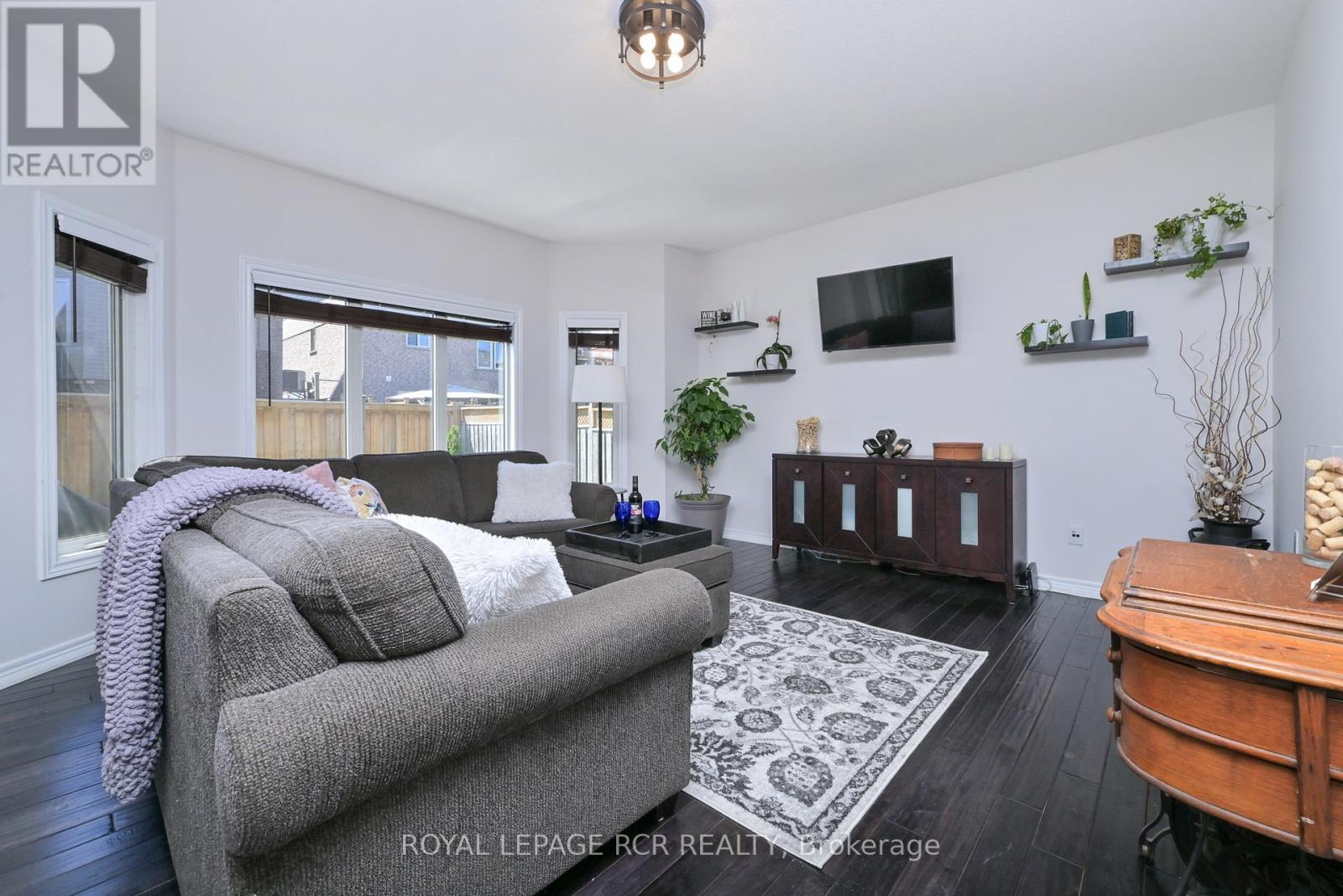 399 RINTOUL CRESCENT - 10
