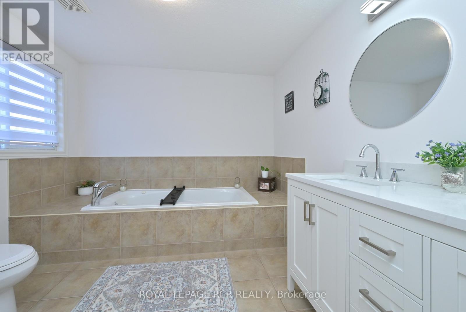 399 RINTOUL CRESCENT - 19