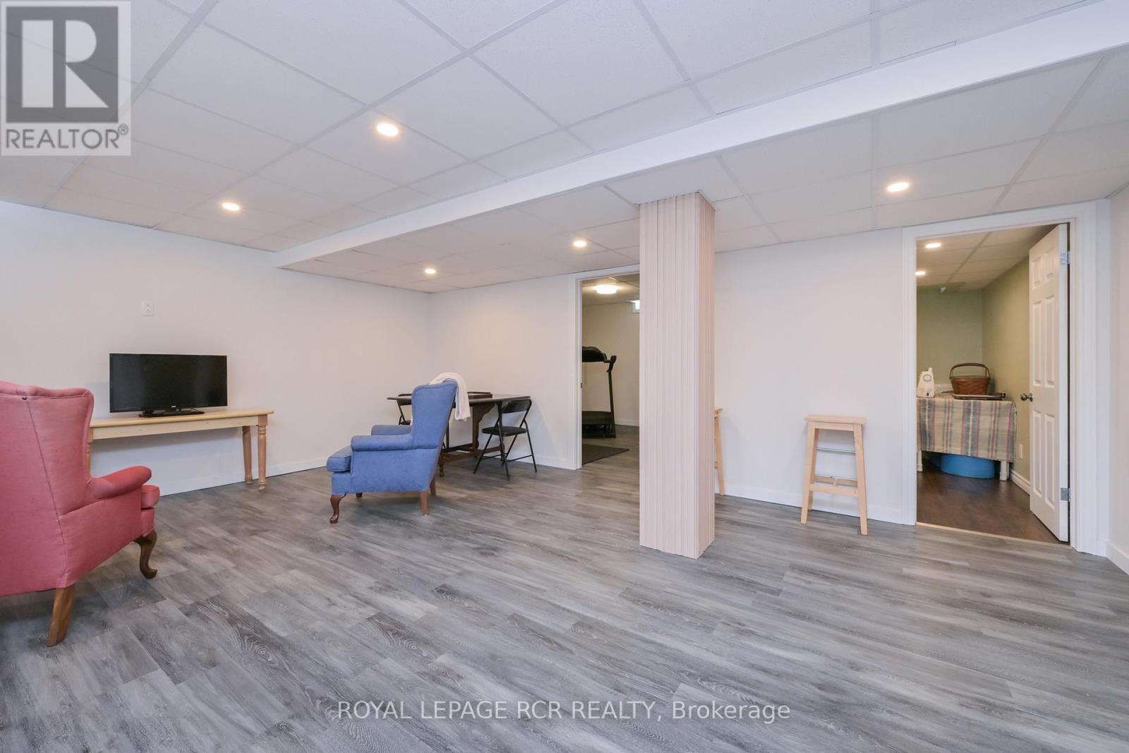 399 RINTOUL CRESCENT - 28