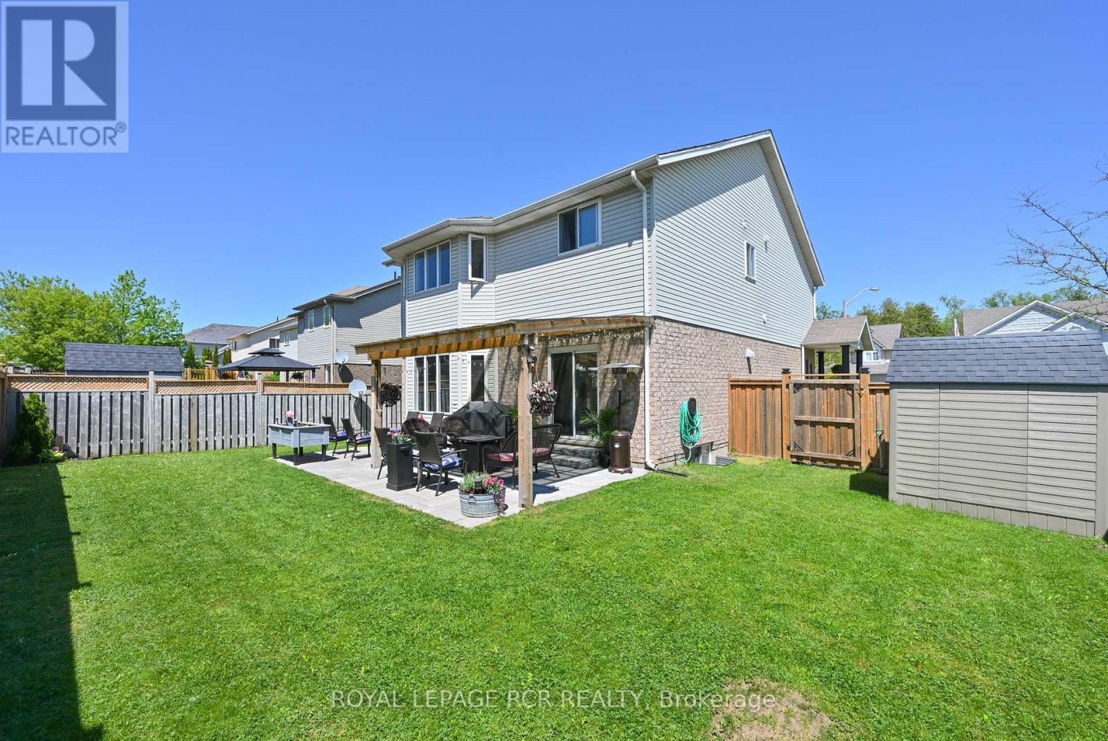 399 RINTOUL CRESCENT - 35