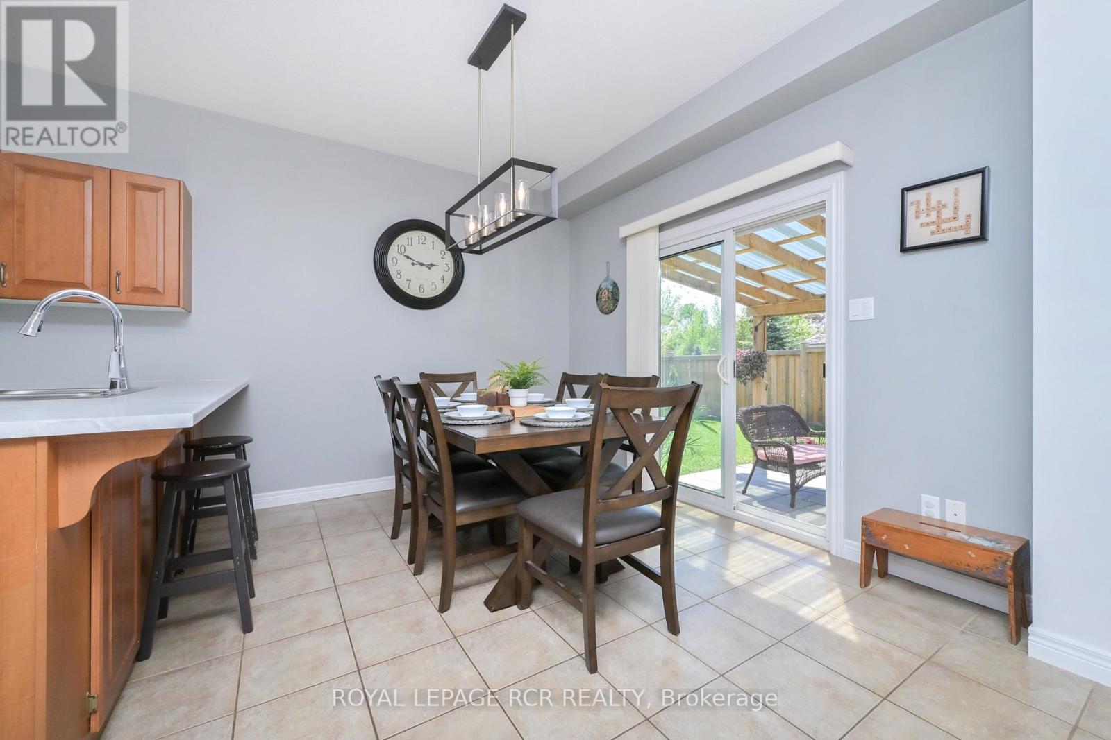399 RINTOUL CRESCENT - 8
