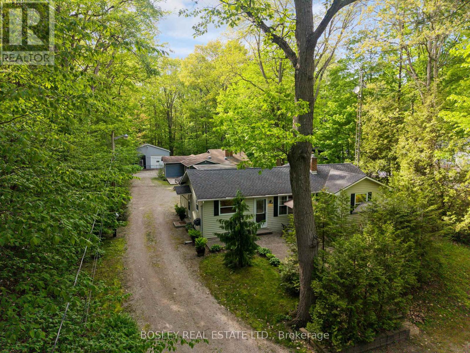 223 ONTARIO STREET S - 19