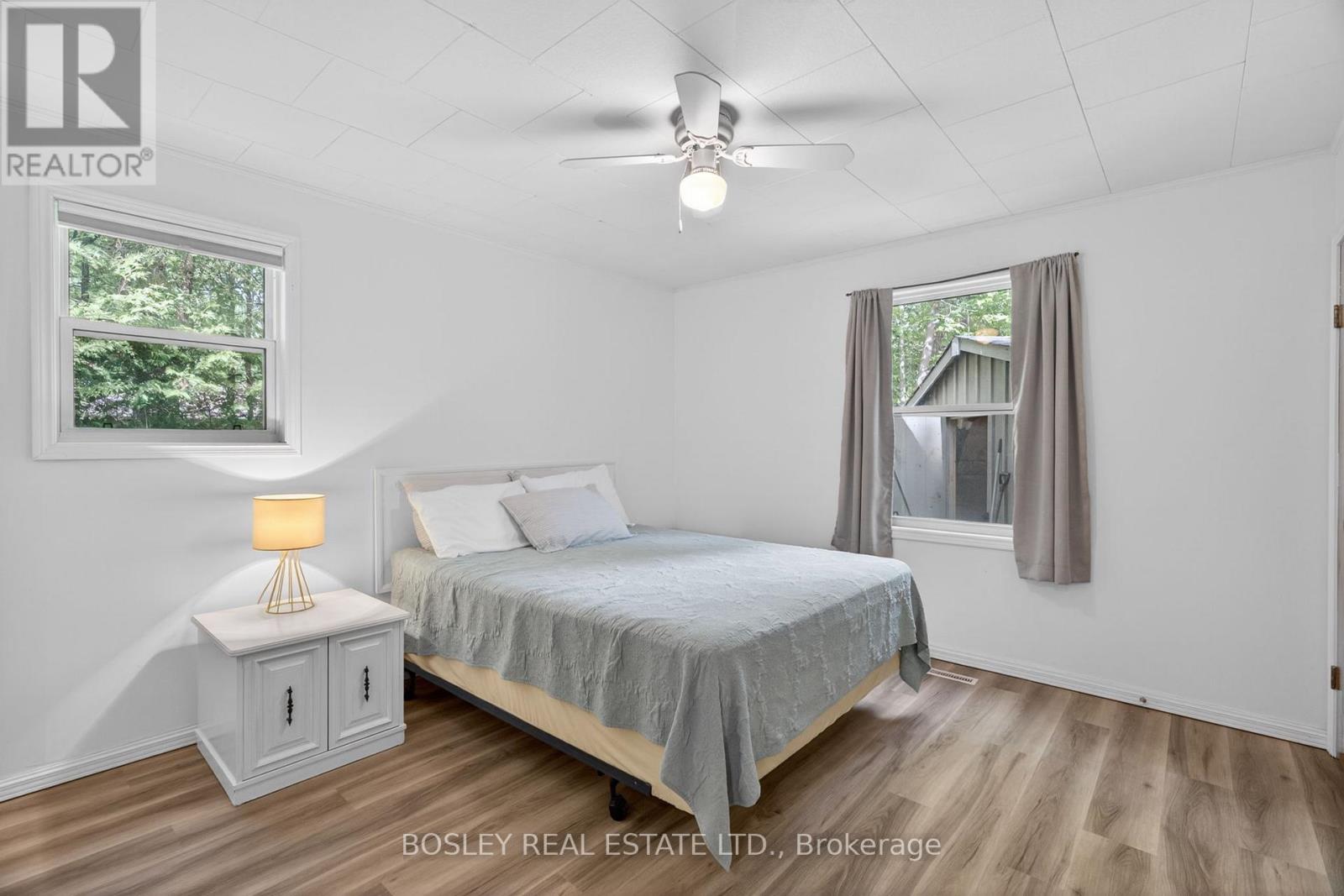 223 ONTARIO STREET S - 31
