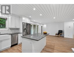 Kitchen - 223 Ontario Street S, Lambton Shores, ON N0M1T0 Photo 12