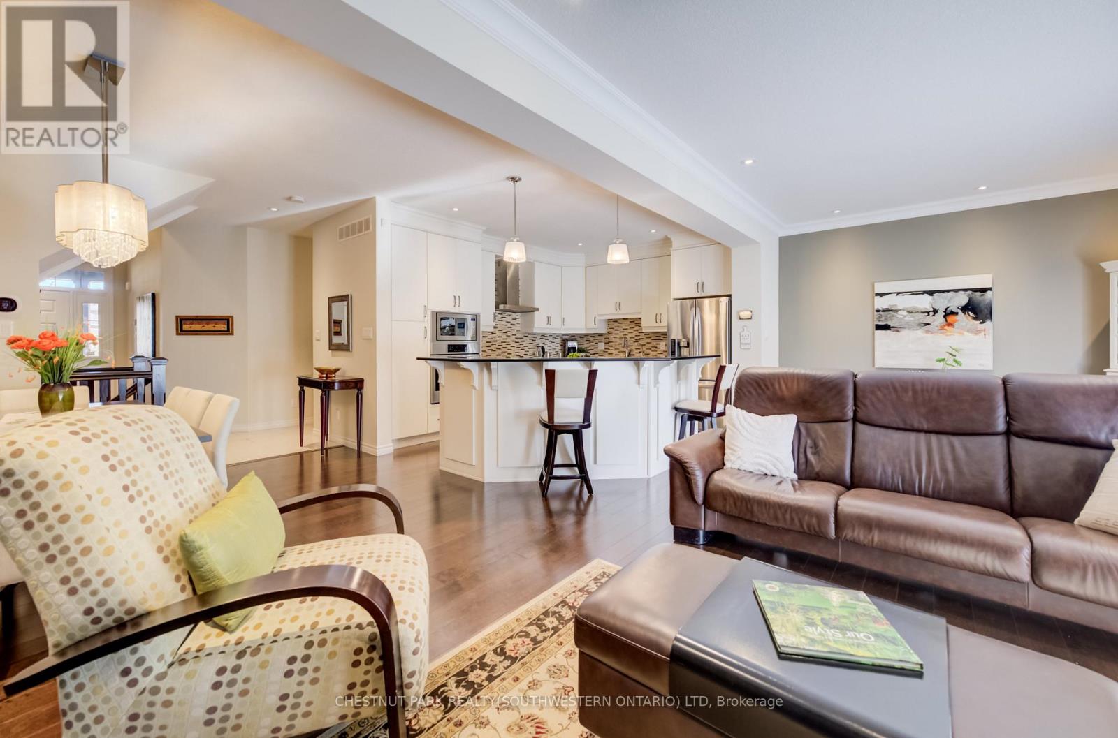 #10 435 WINCHESTER DRIVE - 17