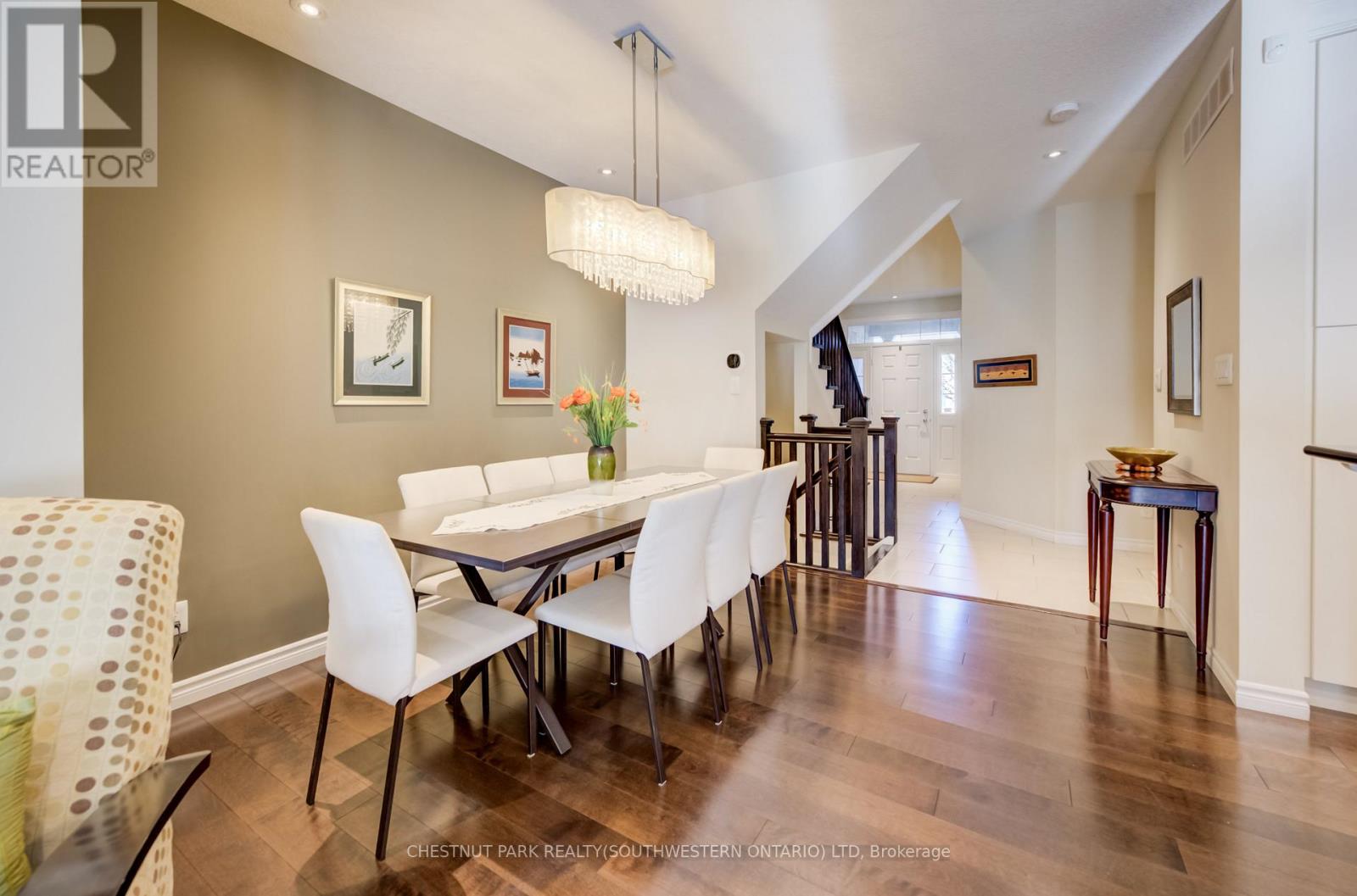 #10 435 WINCHESTER DRIVE - 18