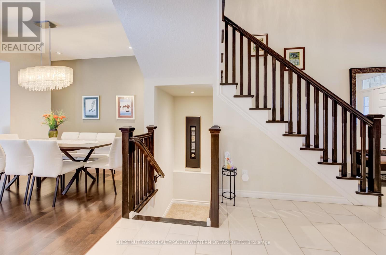 #10 435 WINCHESTER DRIVE - 20