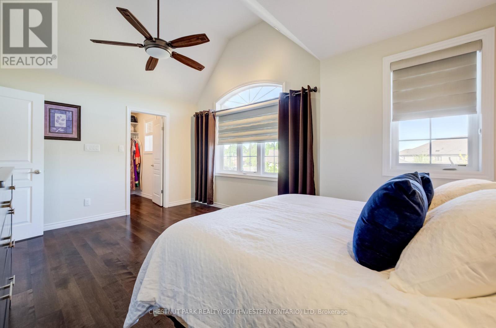 #10 435 WINCHESTER DRIVE - 26
