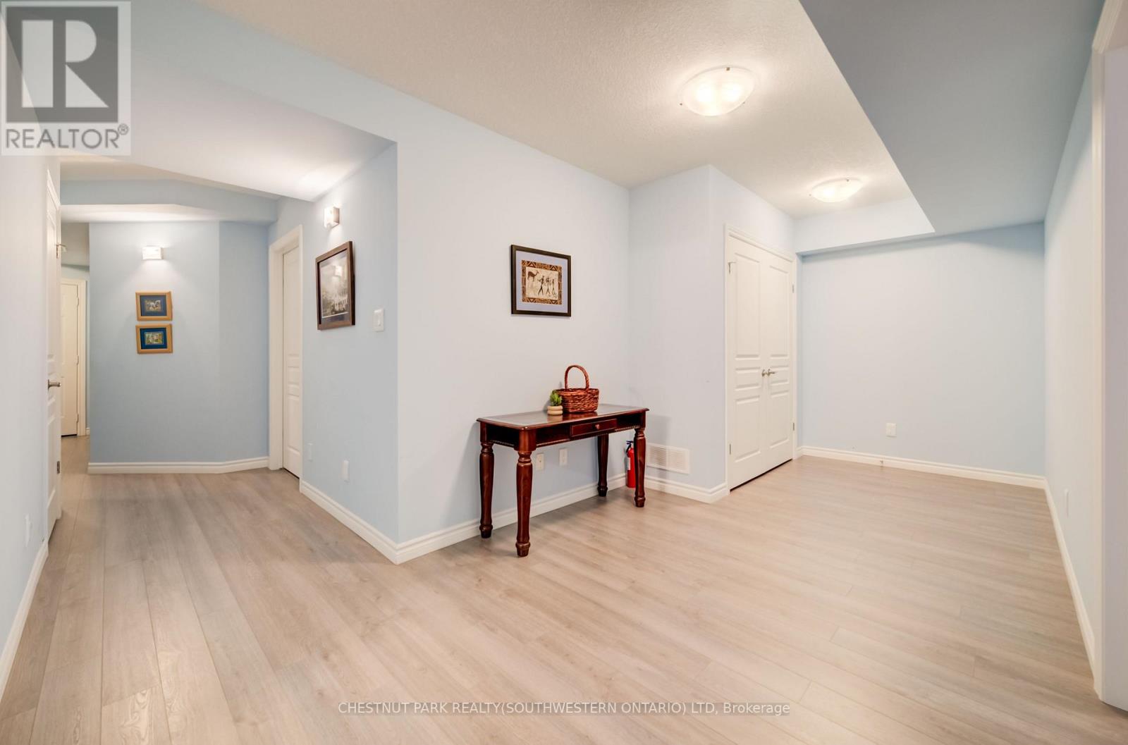 #10 435 WINCHESTER DRIVE - 38