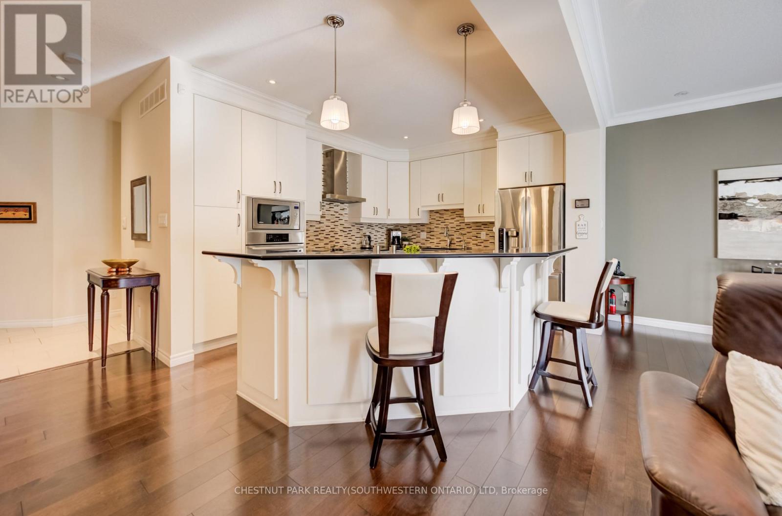 #10 435 WINCHESTER DRIVE - 9