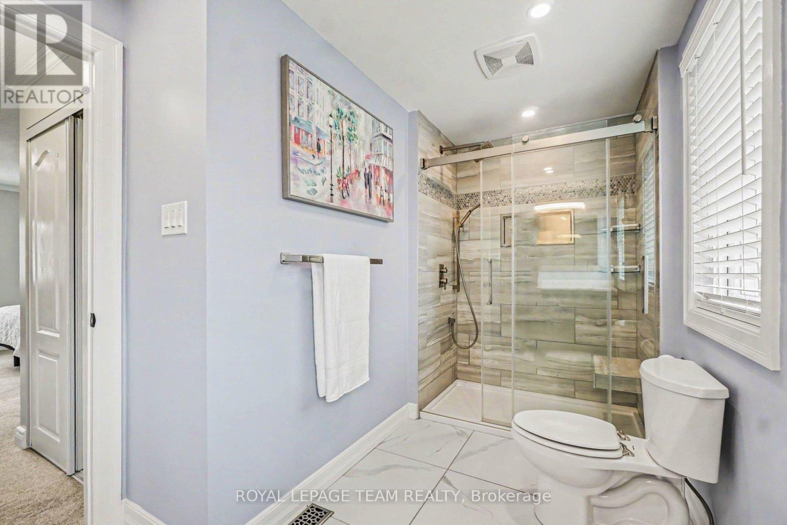 6114 SILVERBIRCH STREET - 27