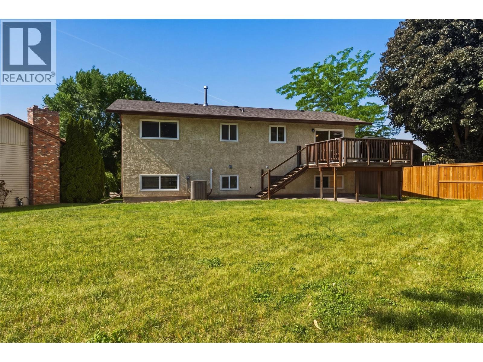 5524 South Vernon Place, Vernon