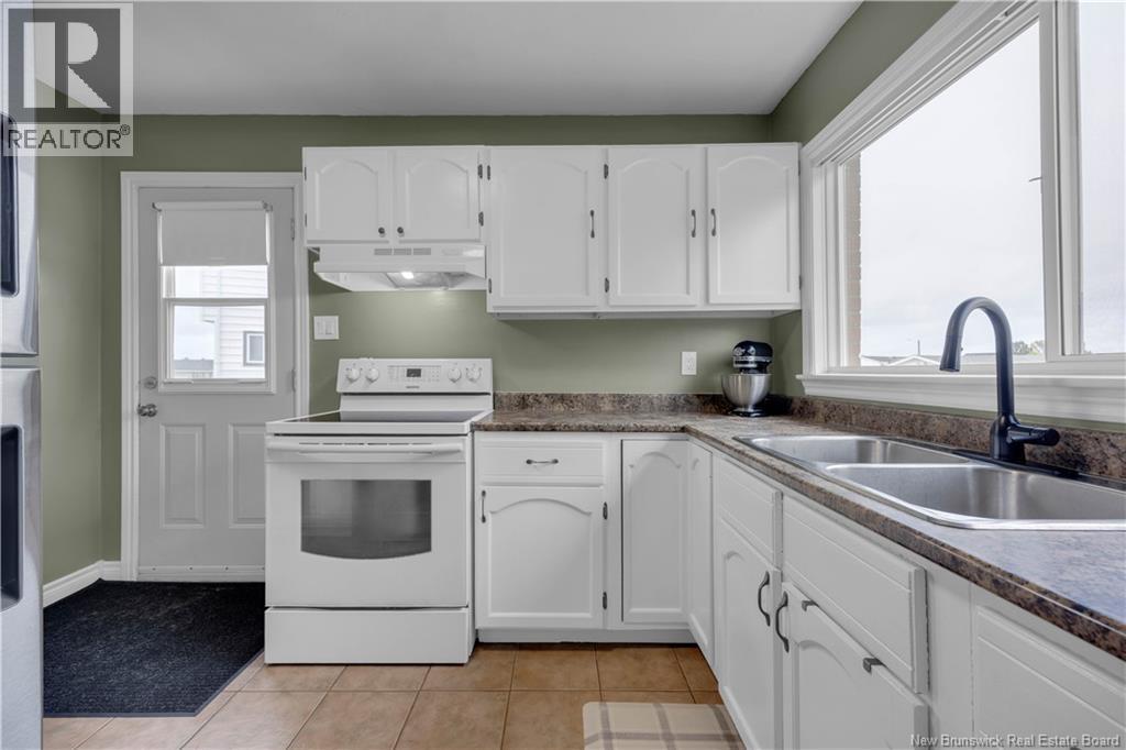 547 Bonita Avenue - 6