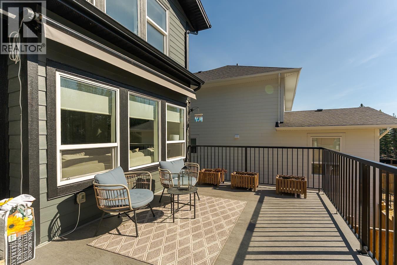 2870 VISTA RIDGE DRIVE - 27