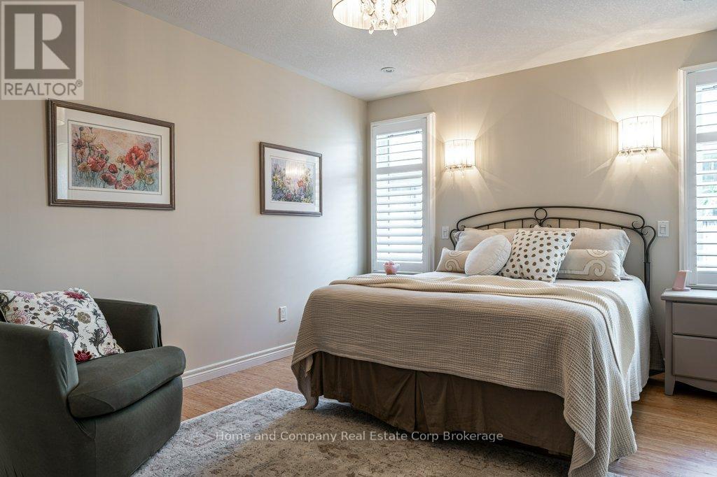 22 FINDLAY PLACE - 17