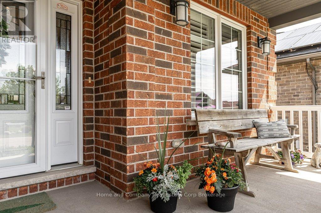 22 FINDLAY PLACE - Image 2