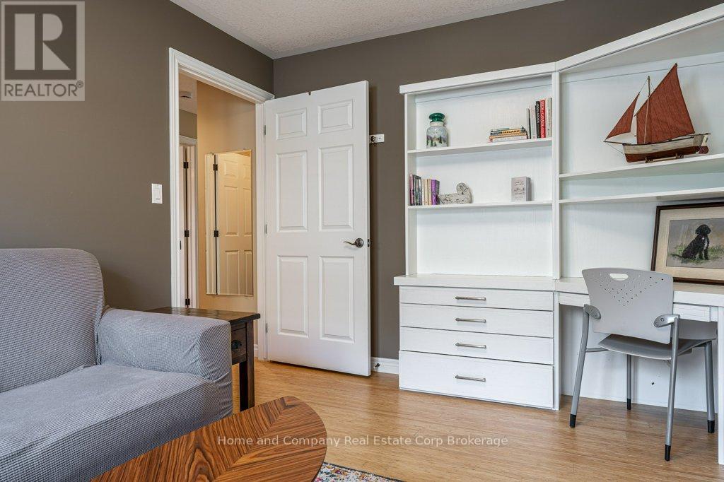 22 FINDLAY PLACE - 22