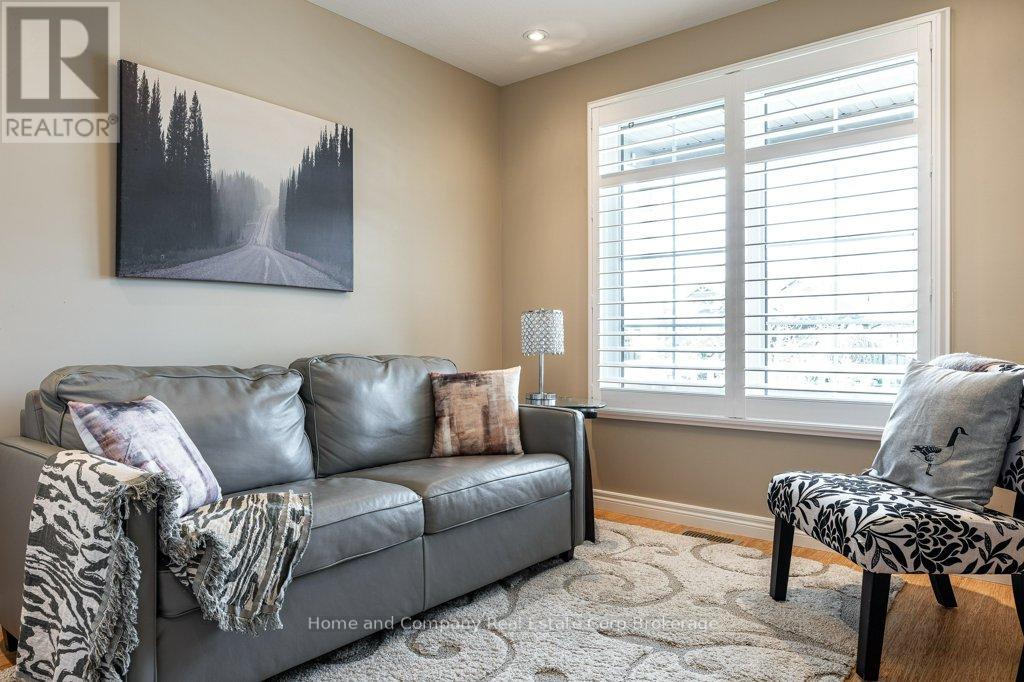 22 FINDLAY PLACE - 4