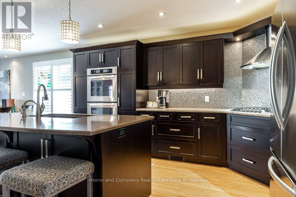 22 FINDLAY PLACE - 6