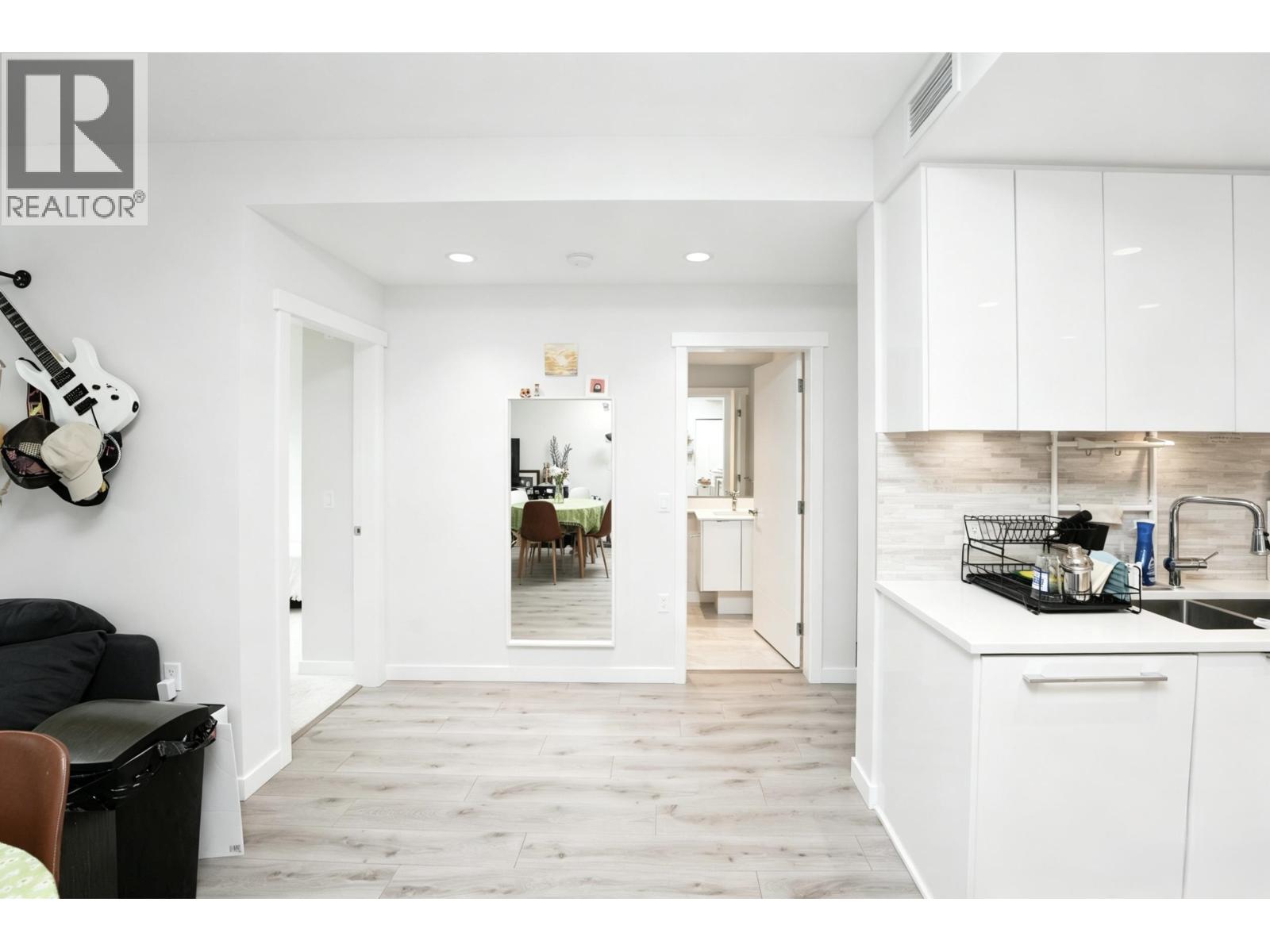 2 Bed, 2 Bath Apartment for Sale in Richmond – 107 9233 ODLIN ROAD, Richmond – MLS# R3127838 - Image 18