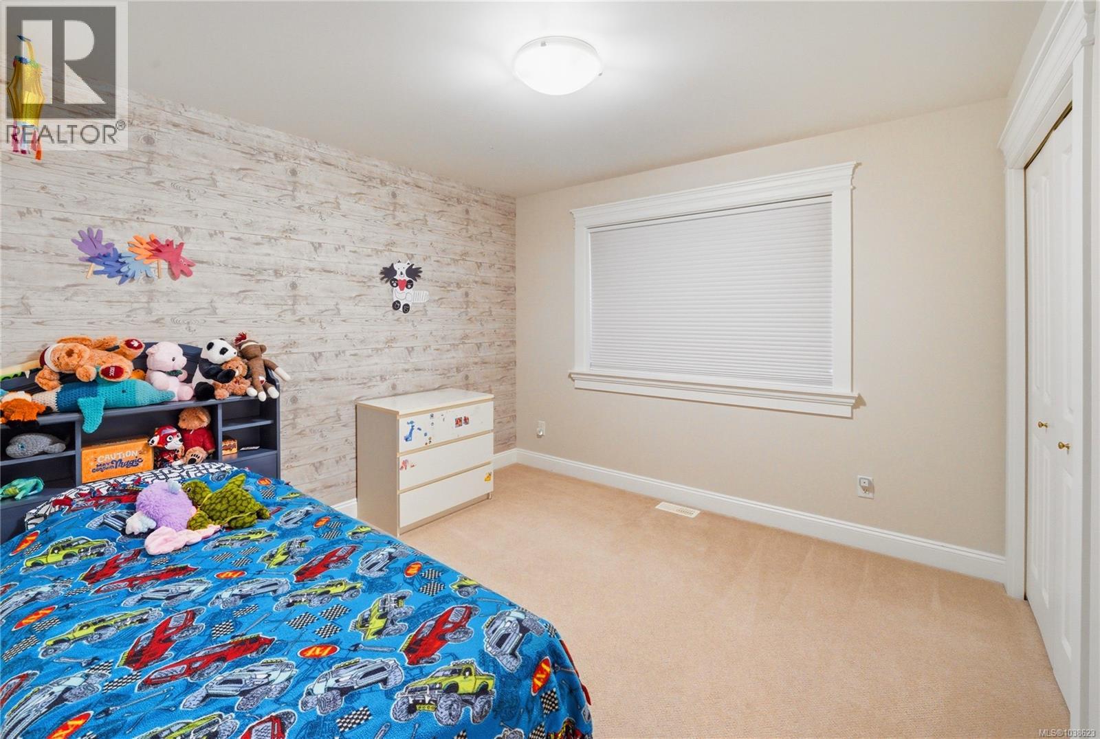 3502 Castle Rock Dr - 26
