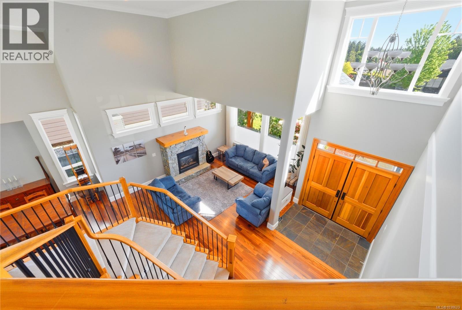 3502 Castle Rock Dr - 23