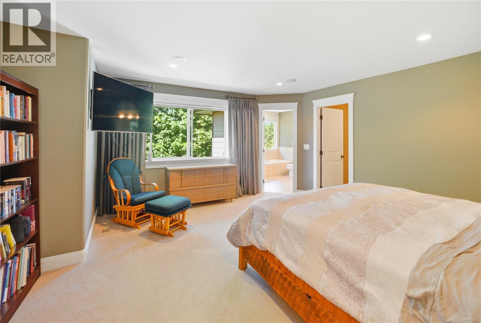3502 Castle Rock Dr - 28