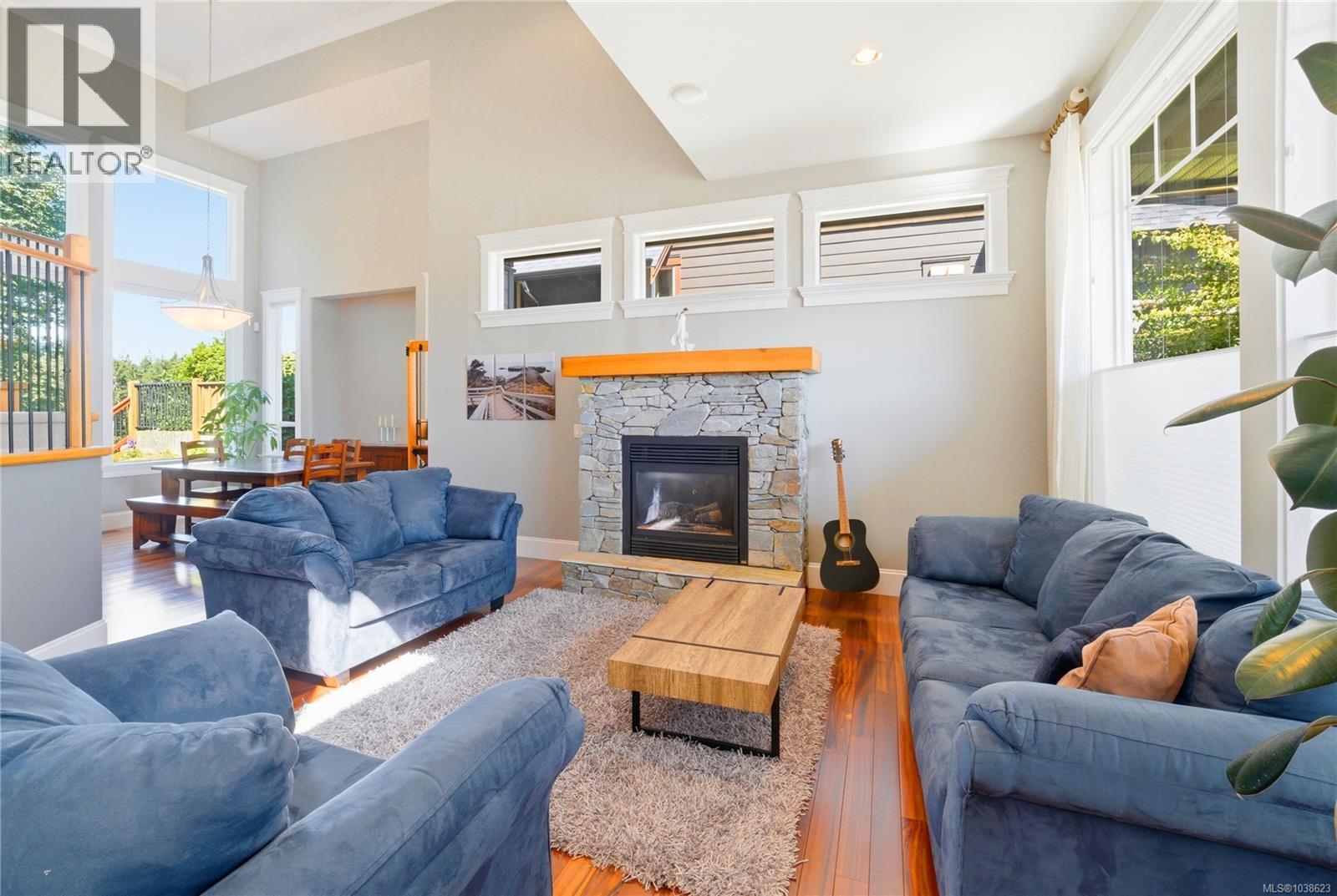 3502 Castle Rock Dr - 19