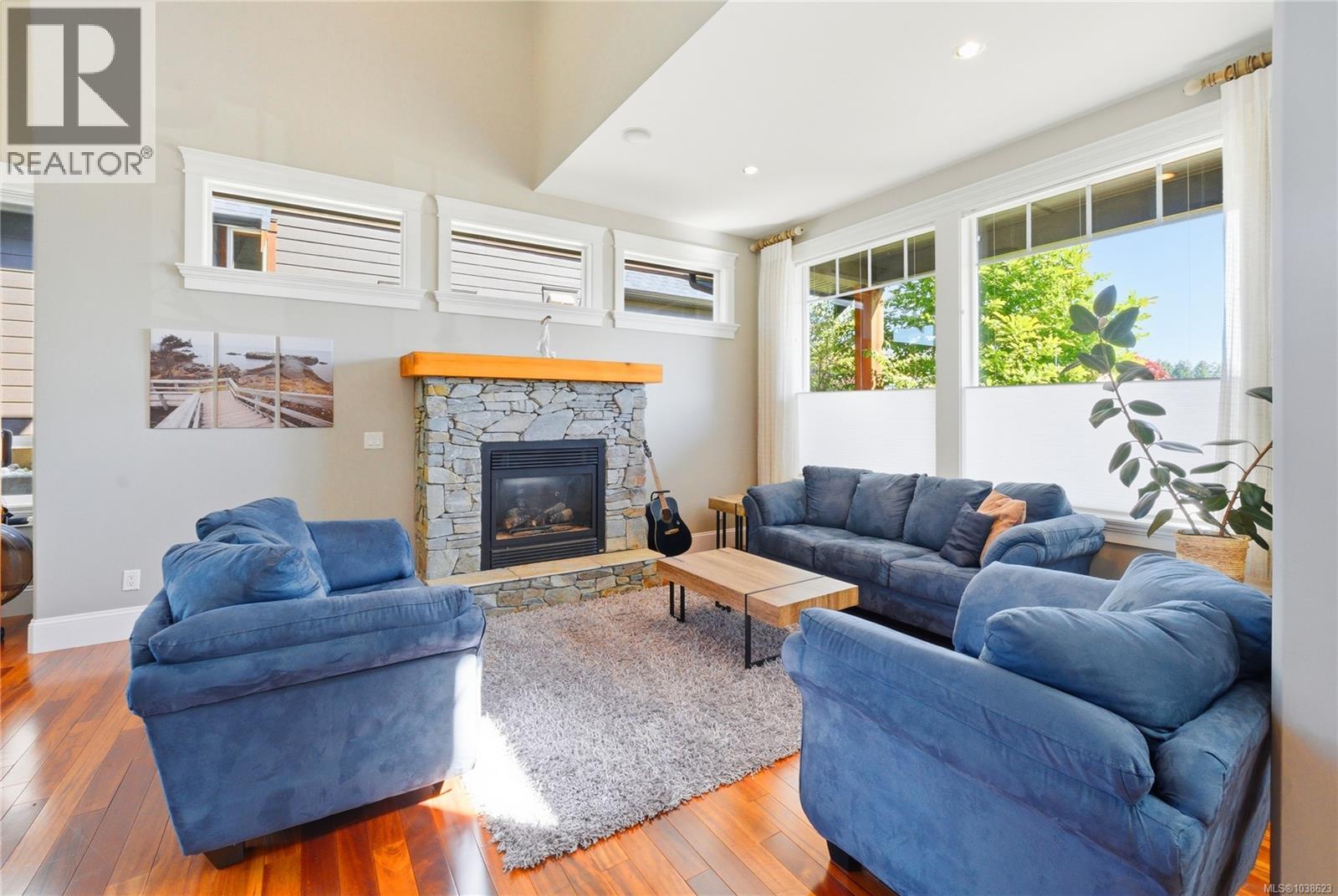 3502 Castle Rock Dr - 18