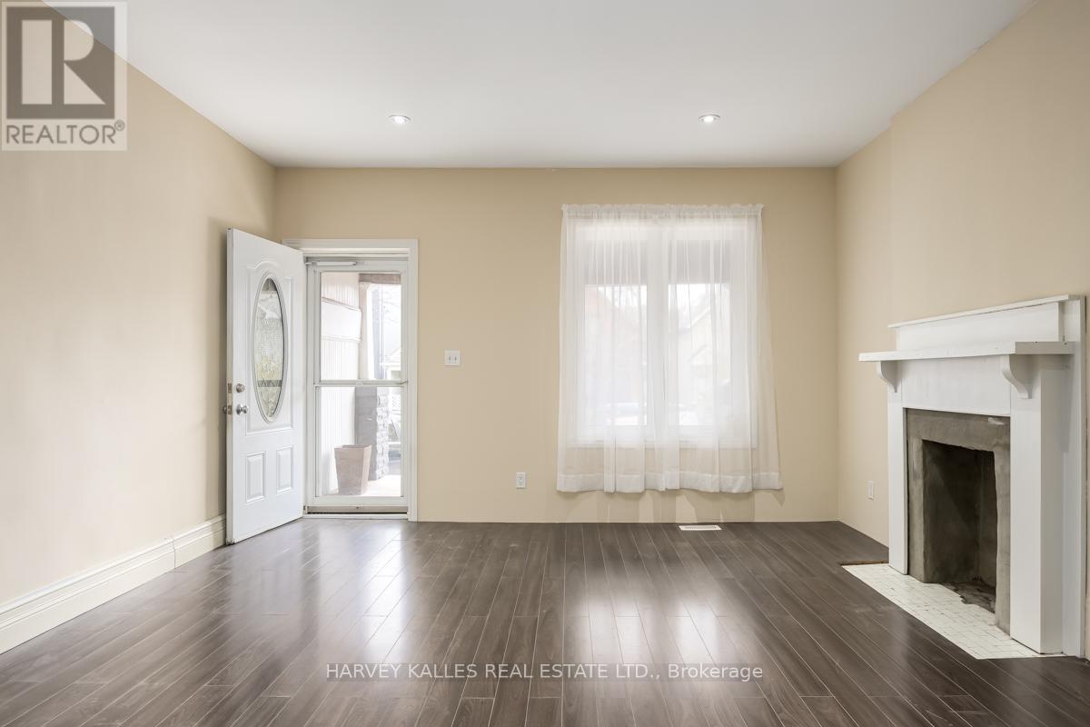 50 ASHDALE AVENUE - 4