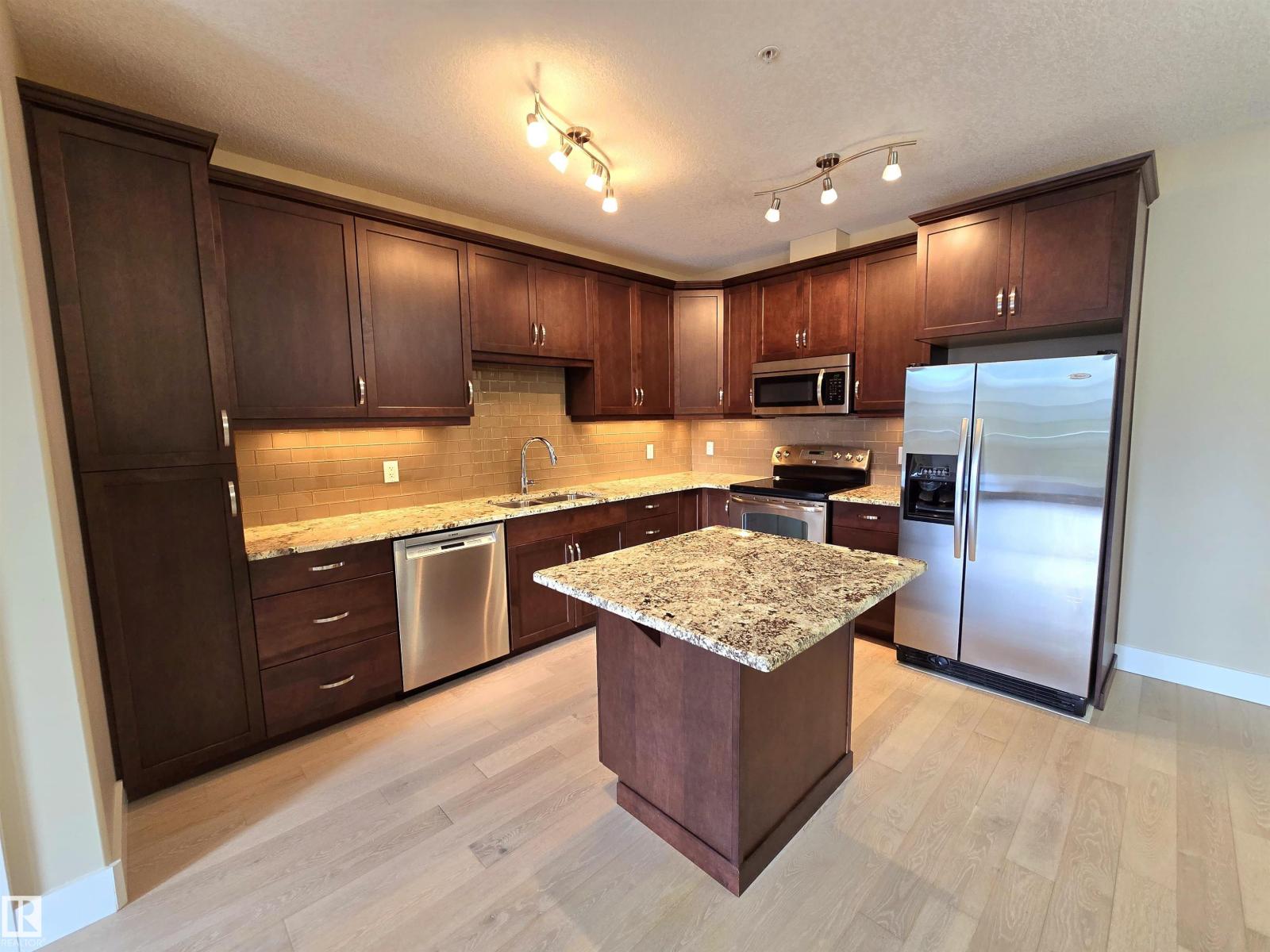 #256 6079 MAYNARD WY NW - 9