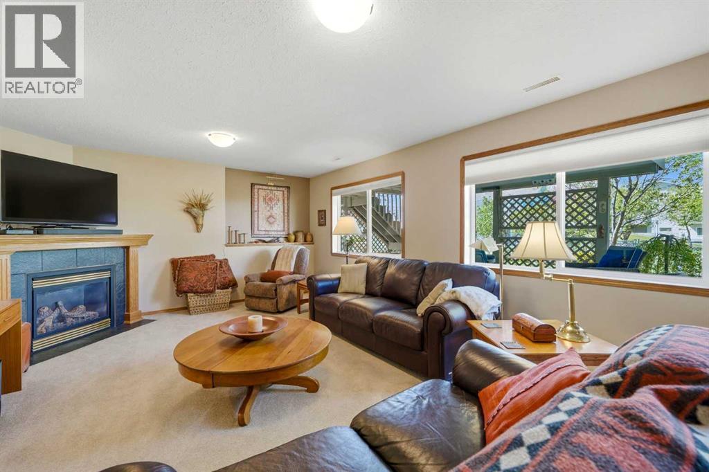 27 Strathmore Lakes Crescent - 22