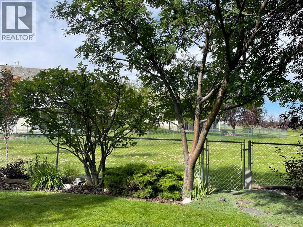 27 Strathmore Lakes Crescent - 41