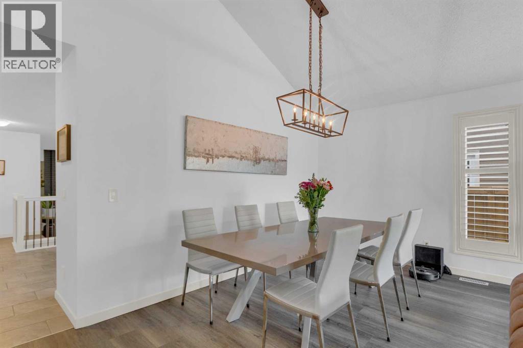 15 Woodglen Road SW - 7