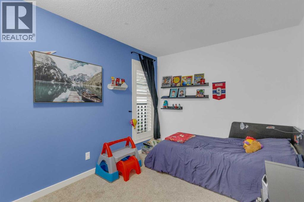 15 Woodglen Road SW - 20
