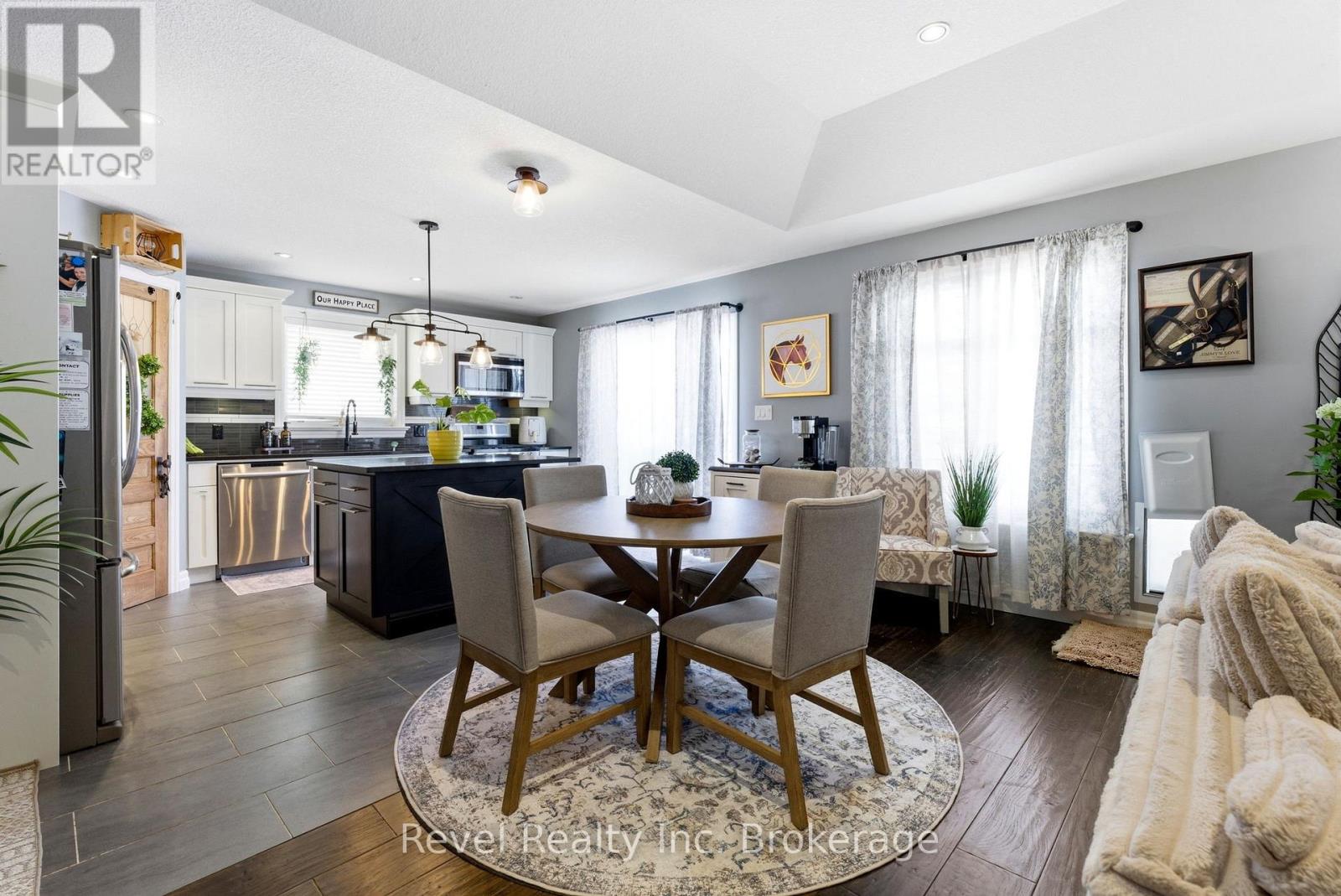 624 HALIFAX ROAD - 12