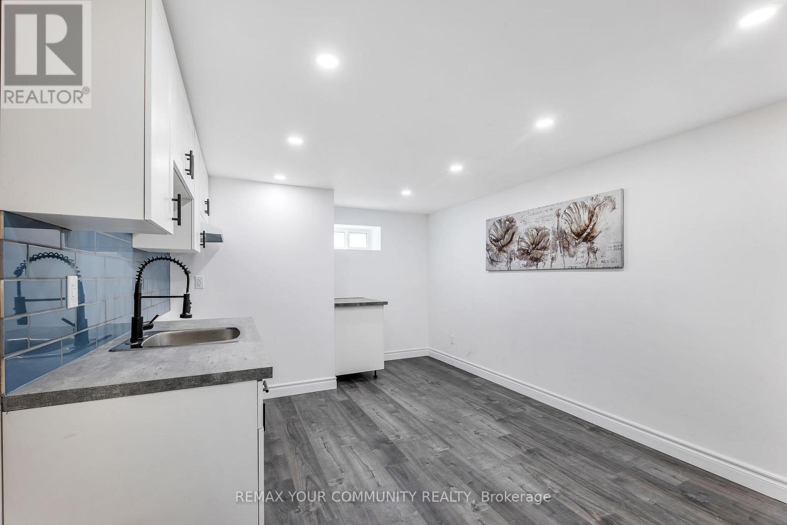 112922 HIGHWAY 7 - 24