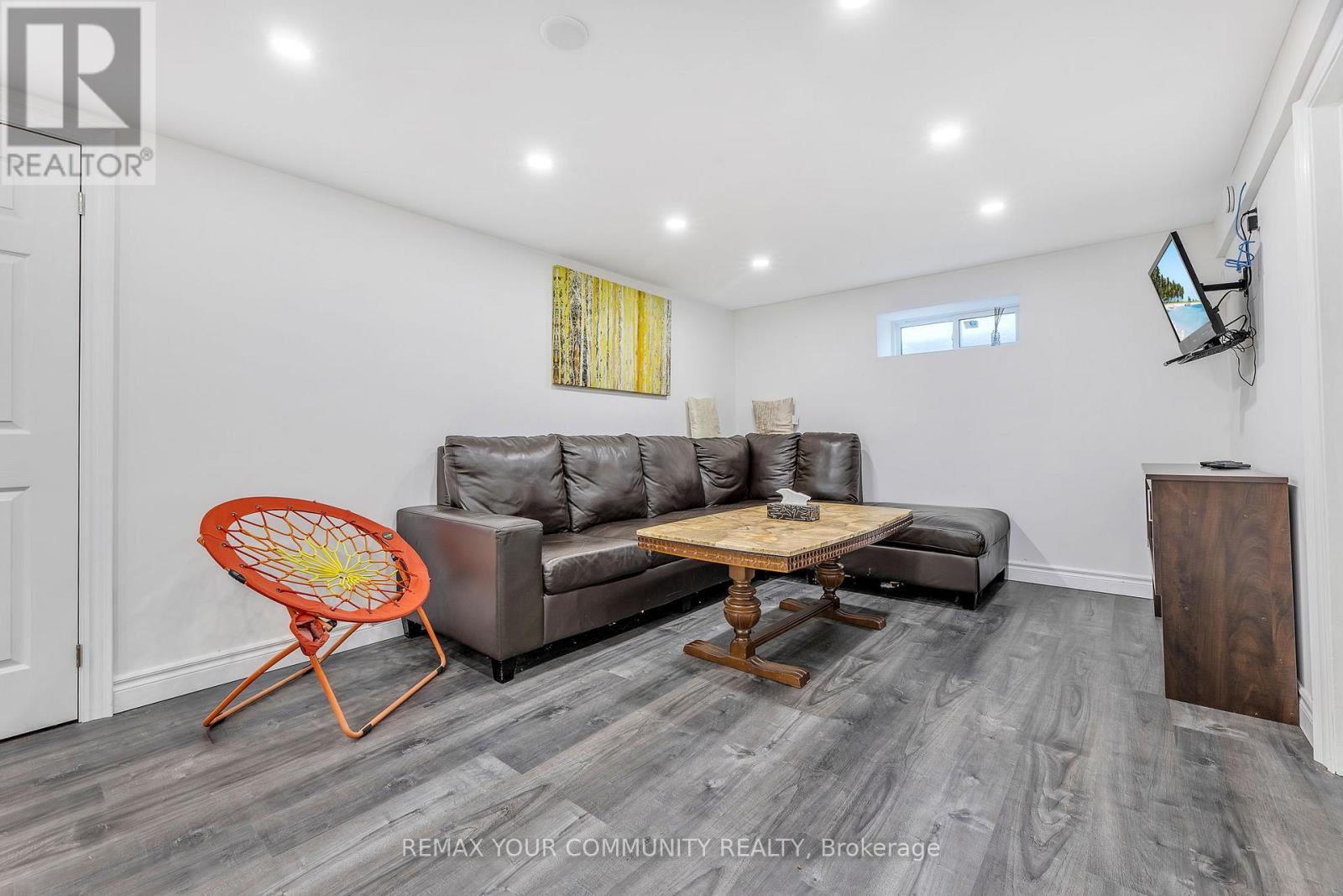 112922 HIGHWAY 7 - 28