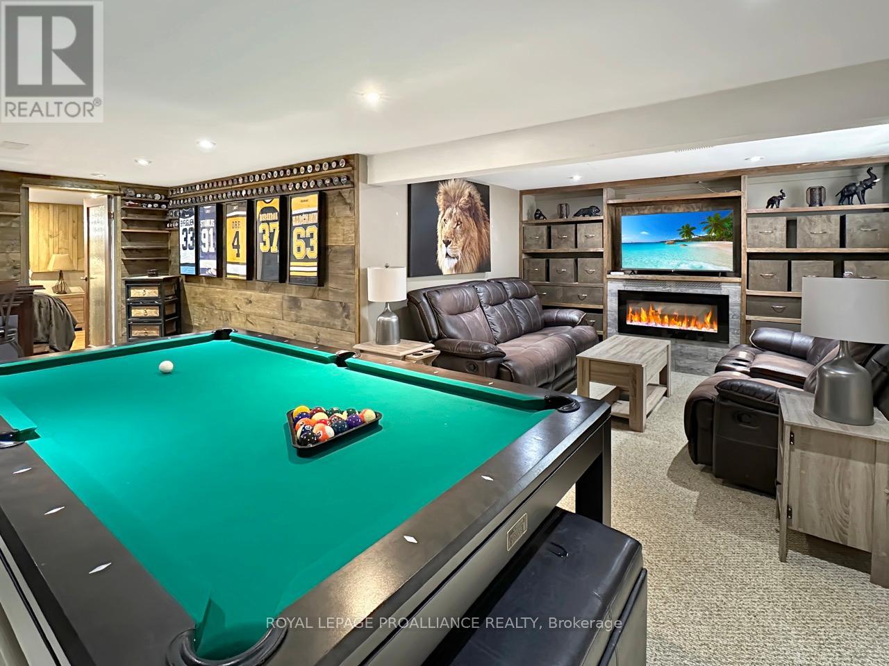 10 CHOWN CRESCENT - 21