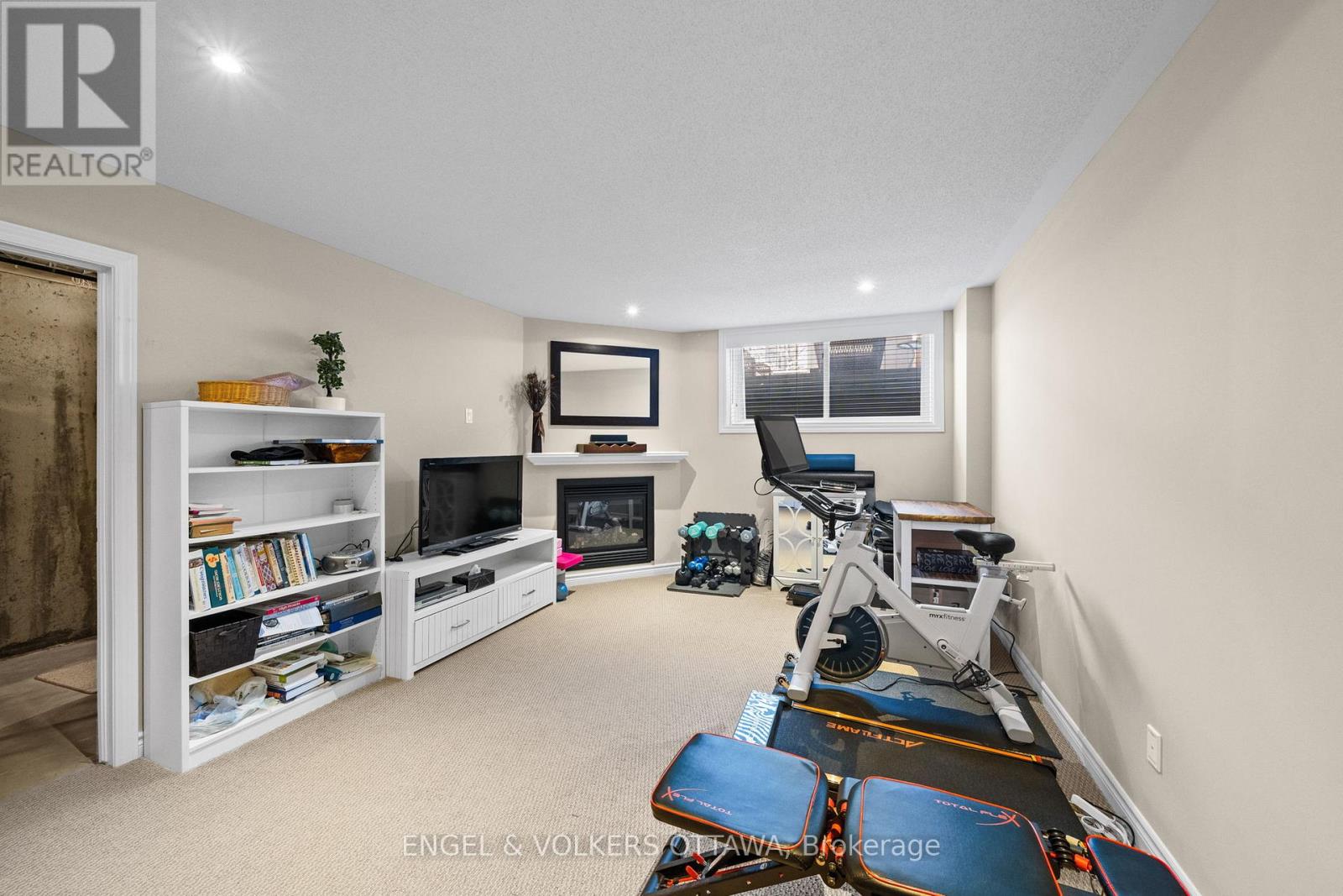 107 MANCINI WAY - 20